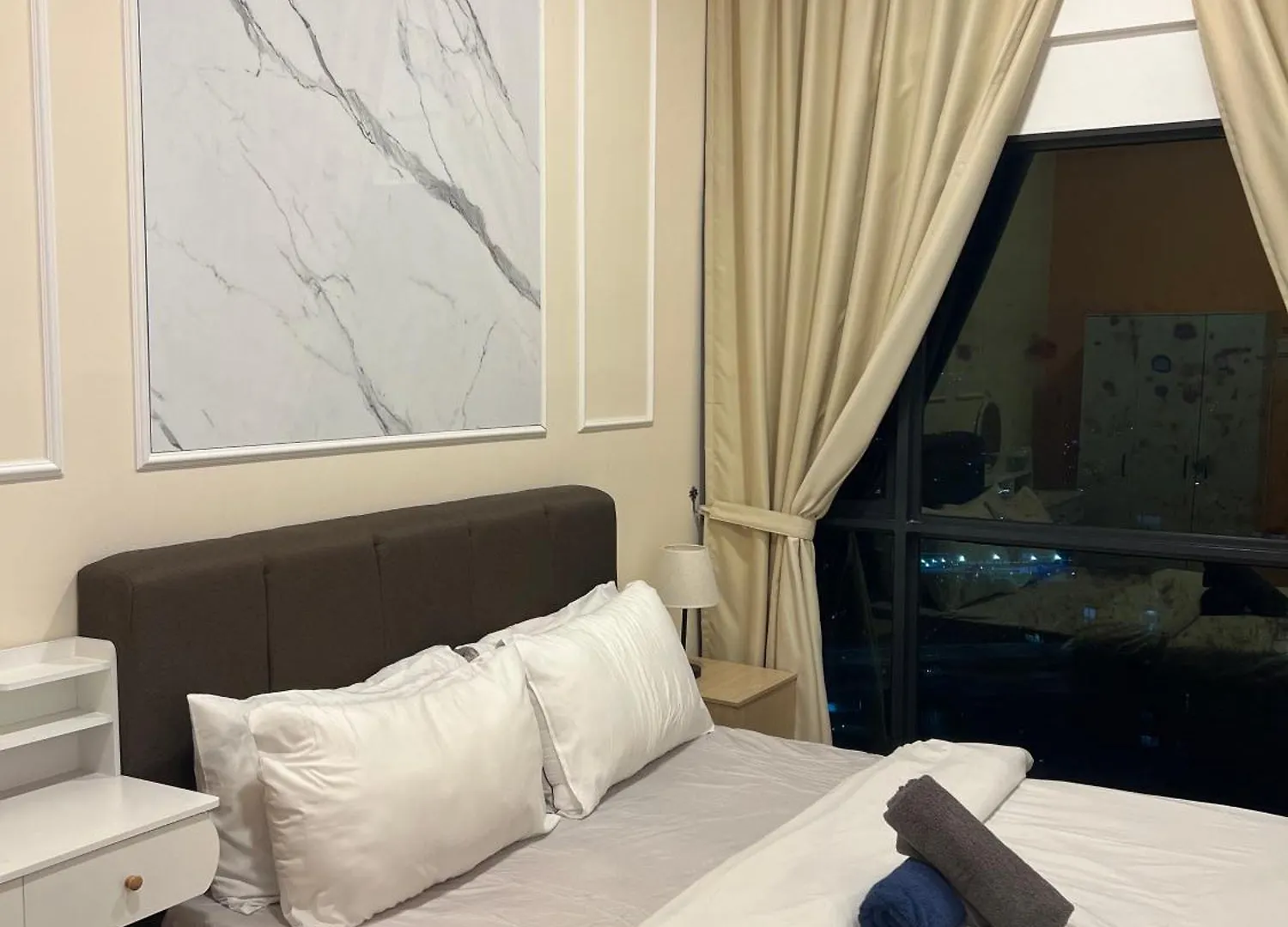 Rosewood Suites At Reizz Residence Kuala Lumpur Apartment